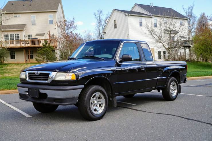 5 Pickups Of The 90s Americans Should Still Buy 17 To Avoid