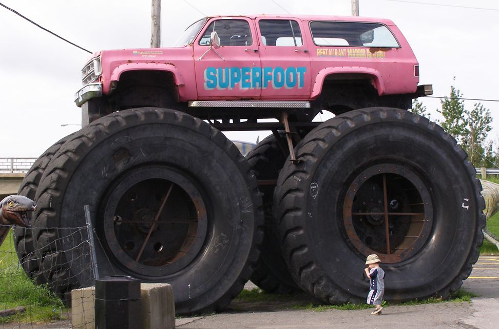 hot pink monster truck