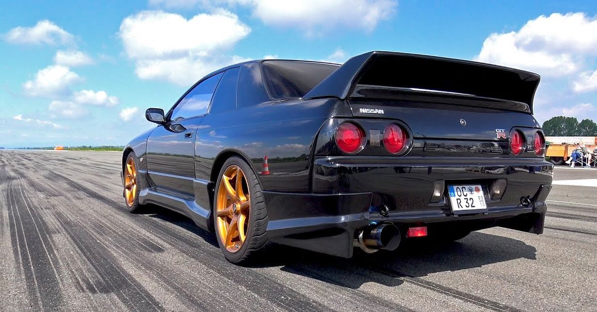 25 Fast Cars From The Early 90s That Are An Epic Bargain Today