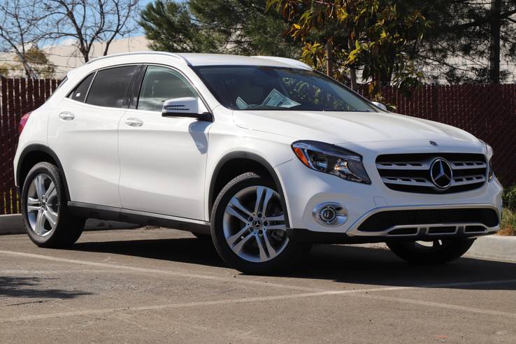 Mercedes-Benz GLA Mercedes-Benz GLA