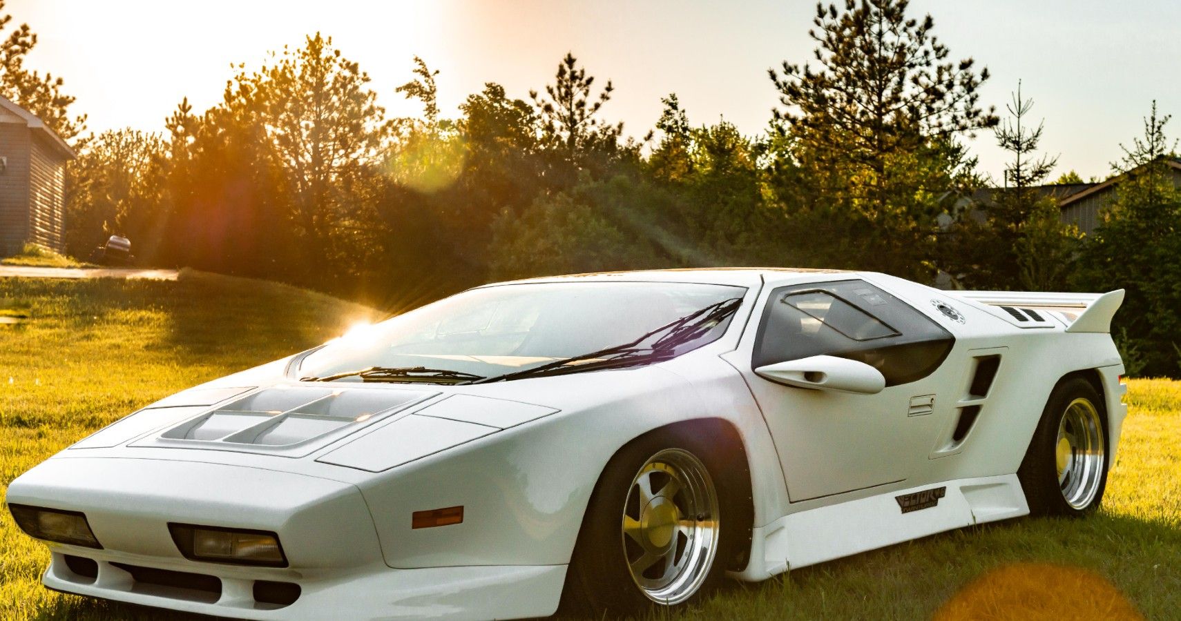Vector W8: The All-American Supercar That Shocked The World插图