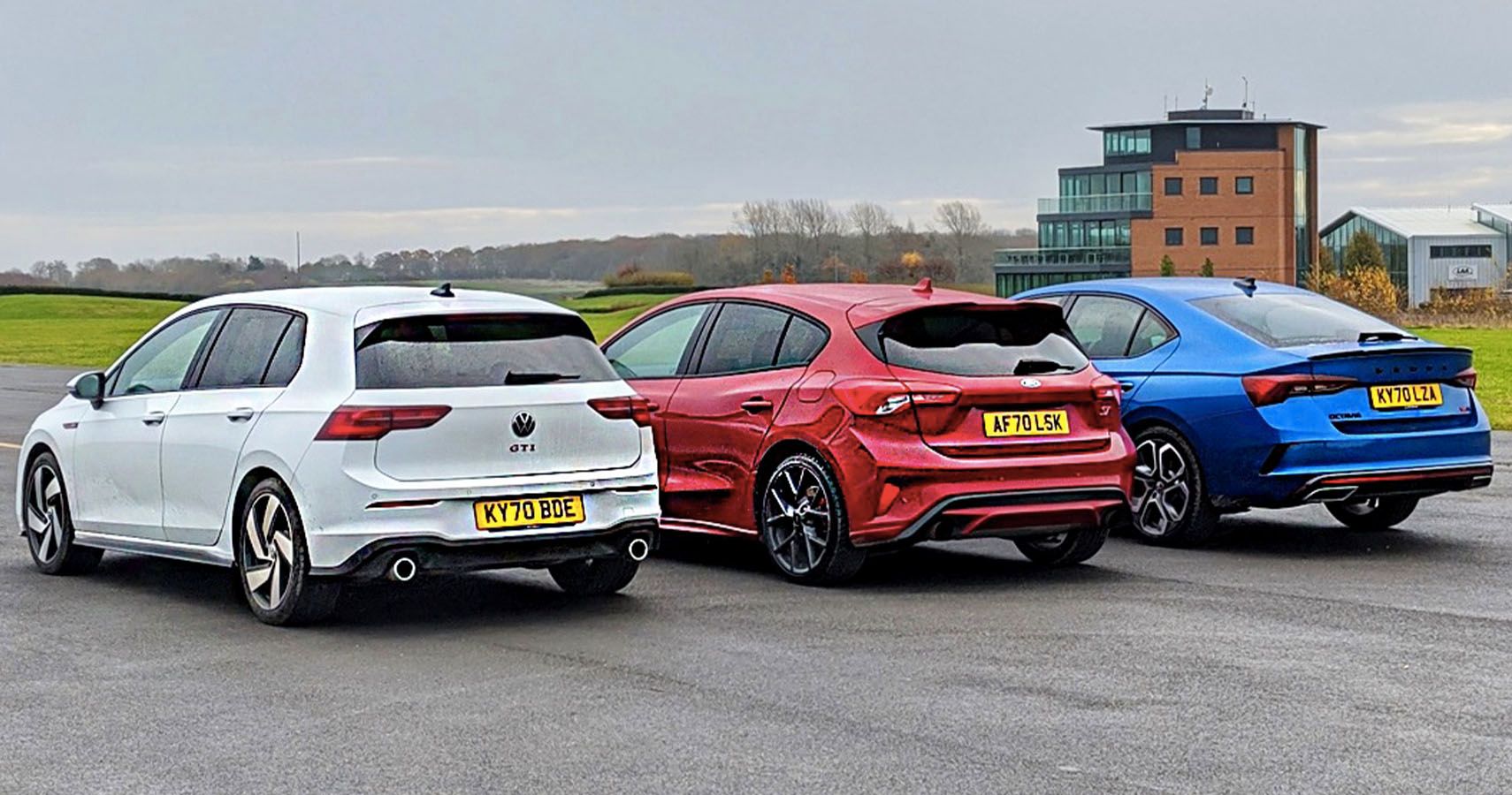 FWD Hot Hatch Race VW Golf GTI Vs Ford Focus ST Vs Skoda Octavia vRS
