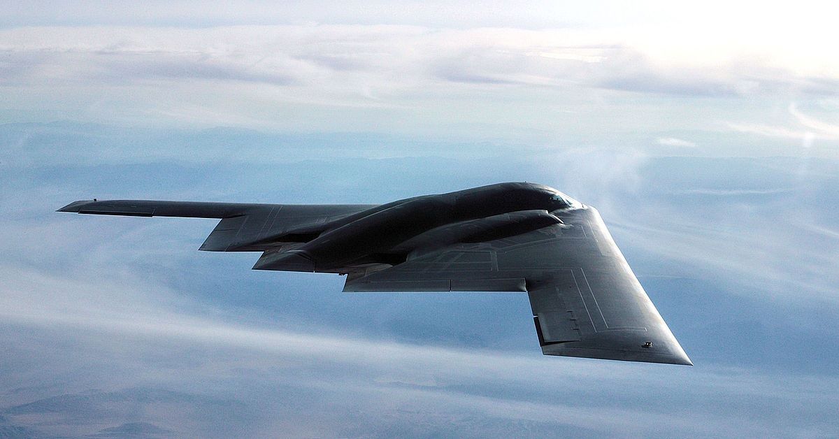 10 Awesome Facts About The Northrop Grumman B-2 Spirit | HotCars
