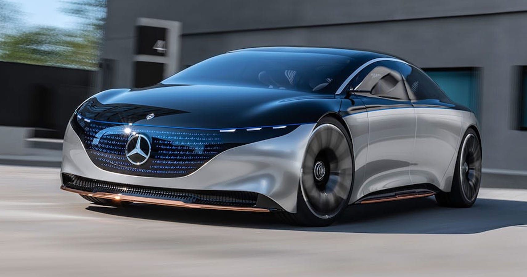 2022 MercedesBenz EQS Makes Electric Luxury Look Good HotCars